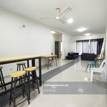 Cova Suite Condo For Rent !! Kota Damansara