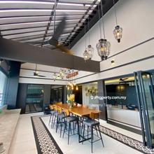 Award-Winning Urban Penthouse with Triple Frontage