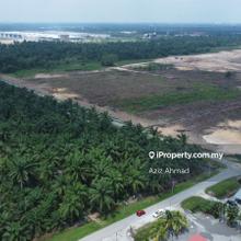 Easy Access From Town and Mainroad Land For Sale in Jenjarom