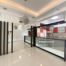 Renovated, Pool View, Short walk to Publika Shopping Mall