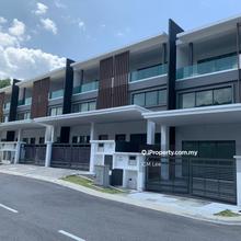 Terrace house for Sale