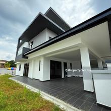 Seremban 2 storey end lot for sale