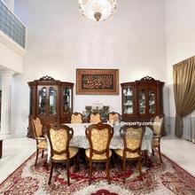 Corner Bungalow with Spacious Parking 