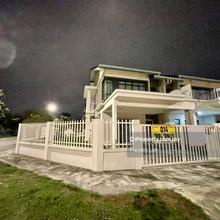 2sty Corner House @ Warisan Puteri Avista Kota Warisan Evira Xmu