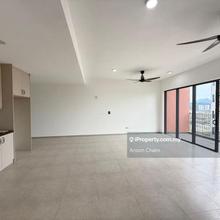 Edgewood Partial Furnish Unit For Rent!