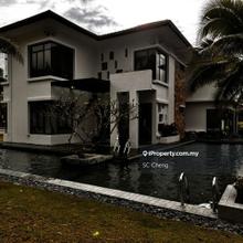 2 Storey Bungalow With Swimming Pool @ Horizon Hills