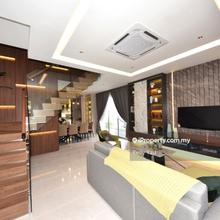 2 Storey show house fully furnished at Sri iskandar 
