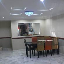 Gated guarded ling land 2 Storey Terrace House