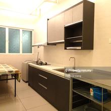 Near Summit Damen Mall Walking distance to BRT & LRT station USJ 1
