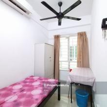 Small Room For Female Unit Kota Damansara