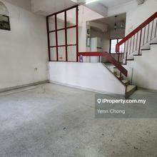 Freehold, 2 Storey Terrace House, Oug