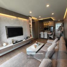 The Gardens Condo Corner unit 5 Start Fully fully renovated  for Sale