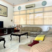 Big Bungalow, Big Land, Minden Heights, Good Price Unit.