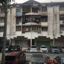 Flat Jalan intan baiduri top floor call me now ready for sale now
