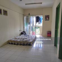 Taman Setia Balakong Apartment