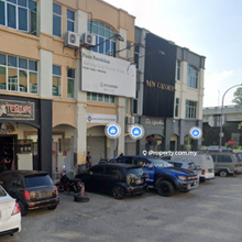 Retail Space for Sale in Seksyen 13 Subang