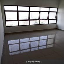 Lakeville Residence Unit For Sale