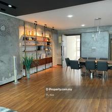 Summerton Penthouse with seaview