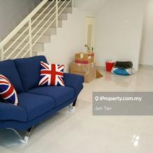 Kemuning Greenhills Terrace House for Sale