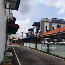3 Storey Shop Lot For Sale Tangkak , Johor 