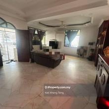 Spacious Compound For Comfort Living !