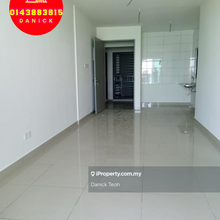 Iconic Vue Condominium Seaview Condominium Located in Batu Ferringhi