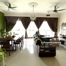Walking Distance to Train Station, Great Amenities & Golf Course View