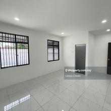Newly Renovated Single Storey Semi D