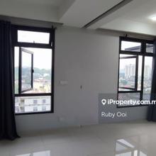 Modern 1 Bed Studio. Freehold. Low-Density. Convenient Location