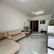 Low Dense Apartment at Wayton Court 830sf, Pulau Tikus
