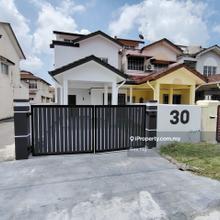 Tmn Tasik Utama, fully renovated double storey end lot for sale