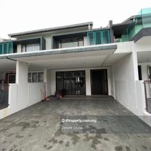 Bandar bukit raja 2sty house with aircond water heater gated guarded 