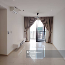 Corner unit partially furnished unit is available for rent now !