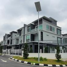 Ttdi Heights brand new semi-d house