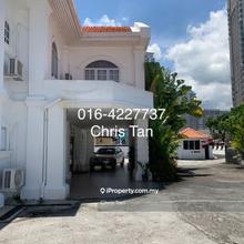 Double Storey Detached hotel with License 25 rooms Main Road