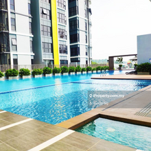 Fully renovated unit puchong freehold condo