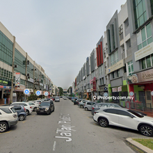 4 storey bandar puteri puchong Gd ROI commercial fr sell