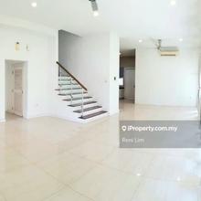 3 Storey Semi-D house for Sale, Good Deal