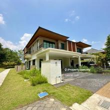 New Balinese Design Semi D Surrounded With Natural Forest & Ambient