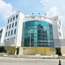 4 Storey Corner Shop Office with Lift and Roof Top at Klang Town