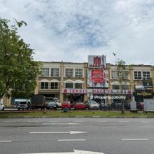 The Reef Rawang (Main Road Adjoining)
