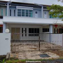 Uni Central double storey intermmediate house For Sale 