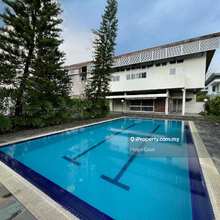 KLCC View with Private Pool&Garden, Balinese Style High Ceiling