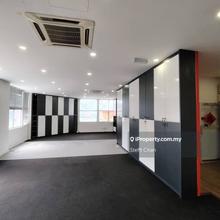 Sri Petaling , 3rd Floor Office With Lift (Corner Unit)