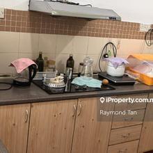 Short walk to MRT station and the curve ikea 3room2b1carparking