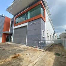 Angkasa Nuri 1.5 Semi D Factory Warehouse Batu Berendam Taman Merdeka