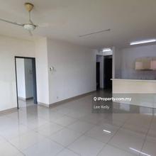 Partial Furnished 4 Bedrooms 3 Bathrooms 2 Car Parks, Practical Layout