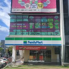 Corner 3 storey shoplot with basement facing mainroad