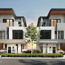 Luxury Resort Villa @ Duta Villa, Setia Alam