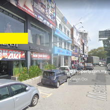 Good For Invest  Bayan Point Shop Lot Facing Main Road 